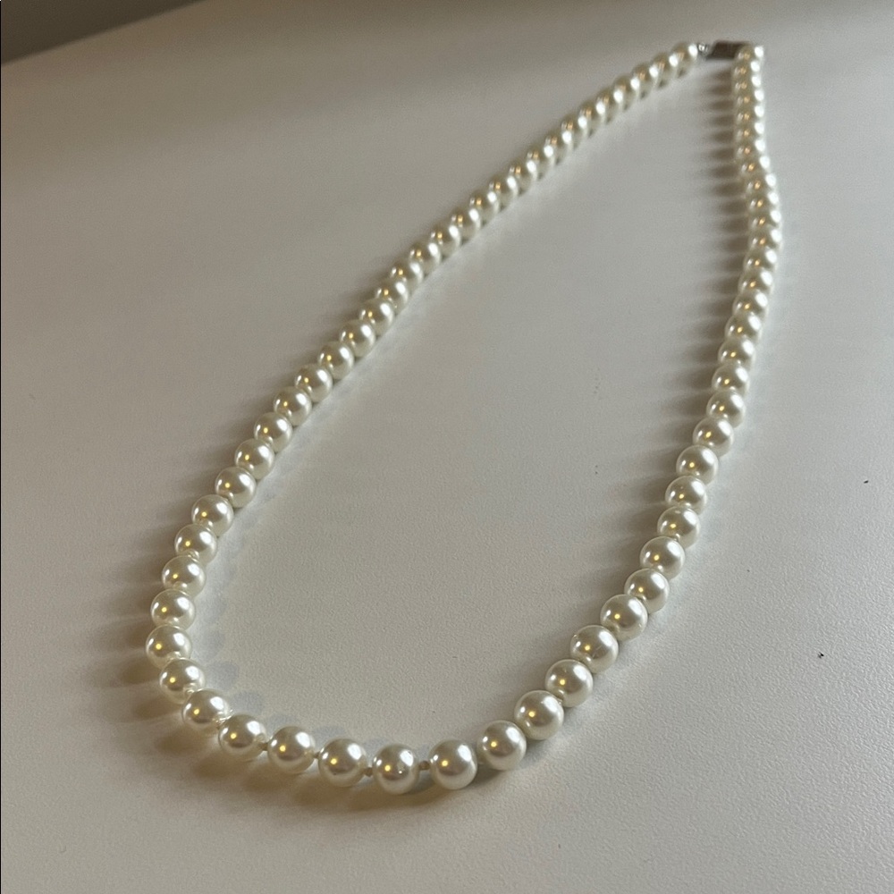3 for $15 Classic vintage faux Pearl Strand Necklace - Ivory Pearls